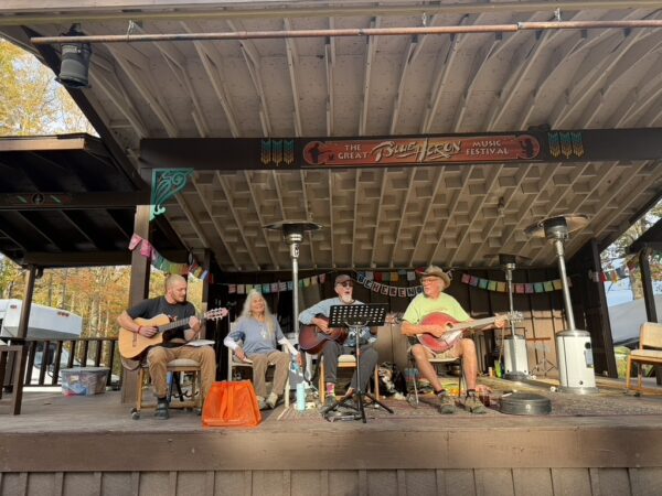 EF08926D-A489-42D5-807C-FF6A0735E080_1_105_c